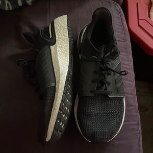 Adidas Ultraboost 19